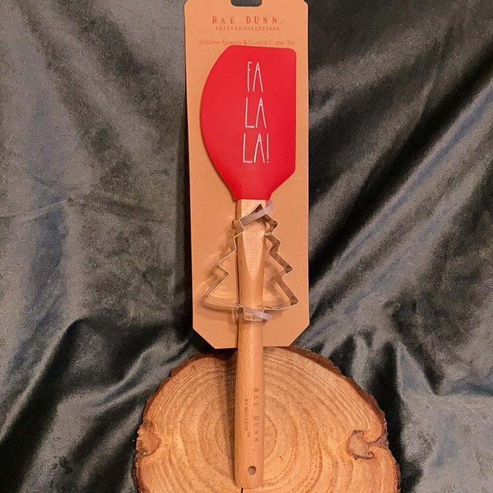 NEW! Rae Dunn Christmas Red Fa La La Spatula with Christmas tree Cookie Cutter